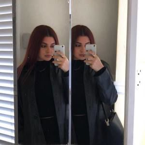 Meet your Posher, Vanessa